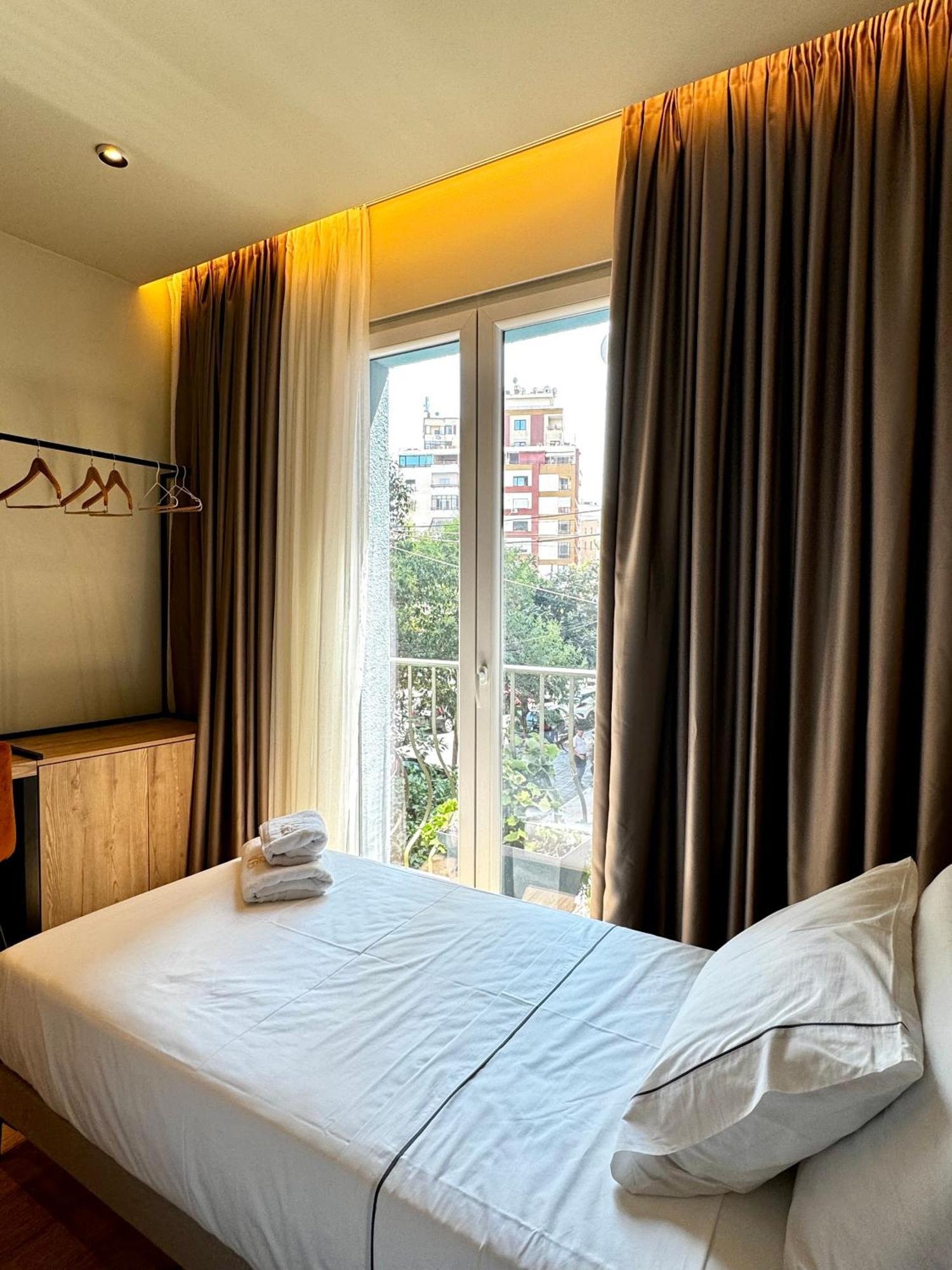 Villa Noem Тирана Экстерьер фото